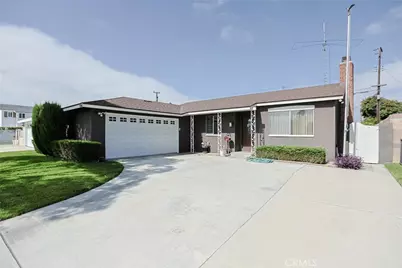 15261 Columbia, Huntington Beach, CA 92647 - Photo 1