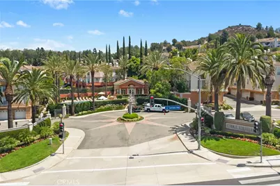 8086 E Venice, Anaheim, CA 92808 - Photo 34