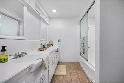 1745 W Bowling, Anaheim, CA 92804 - Photo 40