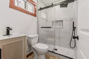 4284 La Salle Ave, Los Angeles, CA 90062 - Photo 18