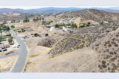 313 Hampshire Drive, Menifee, CA 92587 - Photo 6