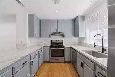 2915 E 60th Pl #A, Huntington Park, CA 90255 - Photo 12