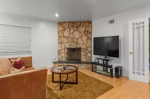 18215 S Dalton Ave, Gardena, CA 90248 - Photo 4