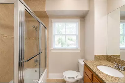 117 E Sycamore, Anaheim, CA 92805 - Photo 10