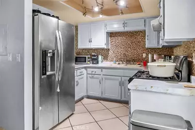 810 W Compton #16, Compton, CA 90220 - Photo 4