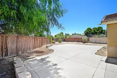 1639 Apapas, San Jacinto, CA 92583 - Photo 22