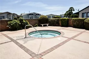 10681 Oak, Los Alamitos, CA 90720 - Photo 36