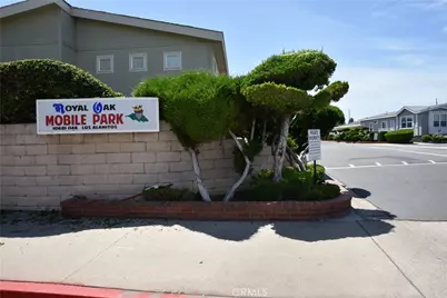 10681 Oak #64, Los Alamitos, CA 90720 - Photo 34