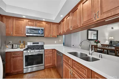 5032 Dorado Drive #202, Huntington Beach, CA 92649 - Photo 8