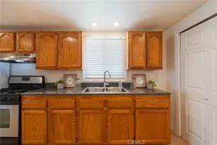 3172 W Coolidge, Anaheim, CA 92801 - Photo 10