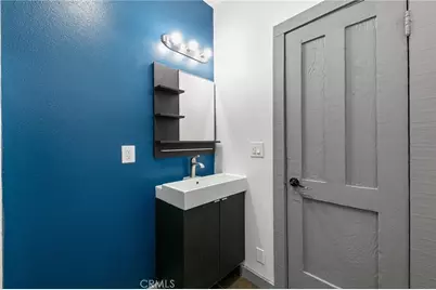 235 Linden, Long Beach, CA 90802 - Photo 10