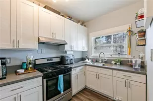 445 E 3rd, Long Beach, CA 90802 - Photo 18