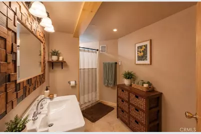 272 Manzanita Drive, Green Valley Lake, CA 92341 - Photo 14