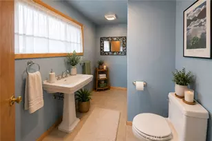 272 Manzanita Dr, Green Valley Lake, CA 92341 - Photo 22