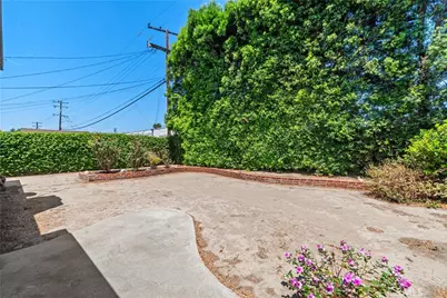 10541 Plunkett, Bellflower, CA 90706 - Photo 32