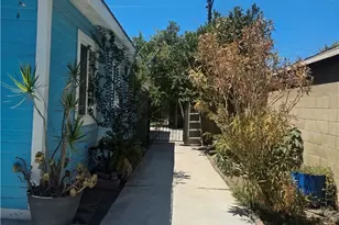 2010 Kilson, Santa Ana, CA 92707 - Photo 14