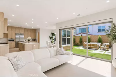 108 Oakstone, Irvine, CA 92618 - Photo 10