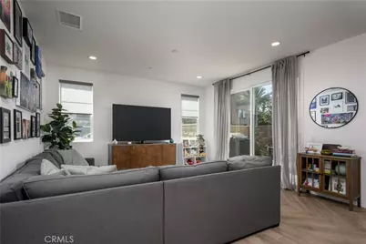 500 S Motif, Anaheim, CA 92805 - Photo 8