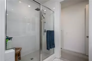 500 S Motif, Anaheim, CA 92805 - Photo 16