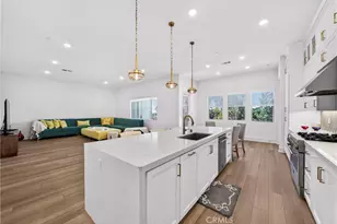 8896 Los Coyotes Ct, Buena Park, CA 90621 - Photo 14