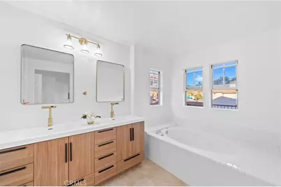 35 Via Encanto, Rancho Santa Margarita, CA 92688 - Photo 32