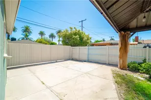 2746 Easy, Long Beach, CA 90810 - Photo 32