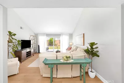 10462 Christopher St., Cypress, CA 90630 - Photo 8
