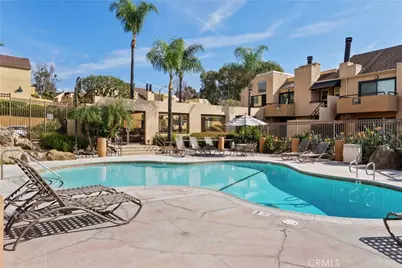 25712 Le Parc #41, Lake Forest, CA 92630 - Photo 4