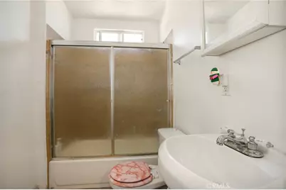 119 E 90th Street, Los Angeles, CA 90003 - Photo 22