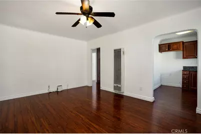 119 E 90th Street, Los Angeles, CA 90003 - Photo 8