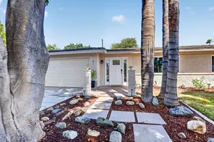 471 S Rosalind Dr, Orange, CA 92869 - Photo 4