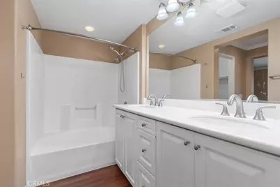 60 Avondale, Irvine, CA 92602 - Photo 10
