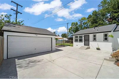 941 E Ridgewood, Long Beach, CA 90807 - Photo 22