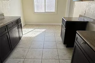 1041 W Reeve St, Compton, CA 90220 - Photo 16