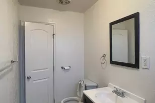 1041 W Reeve St, Compton, CA 90220 - Photo 2