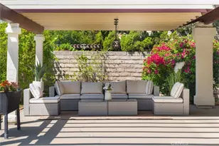 26920 Garret, Calabasas, CA 91301 - Photo 2