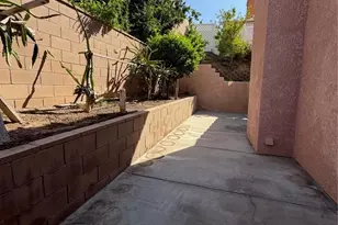 7497 Star Pine Cir, Highland, CA 92346 - Photo 34