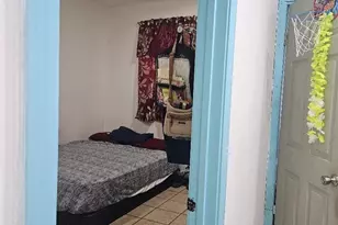 803 E 107th, Los Angeles, CA 90002 - Photo 4