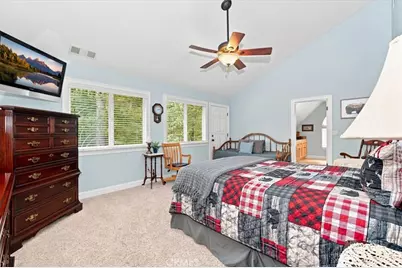 649 Sutter, Lake Arrowhead, CA 92352 - Photo 18