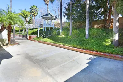5690 Avenida Barcelona, Yorba Linda, CA 92887 - Photo 44