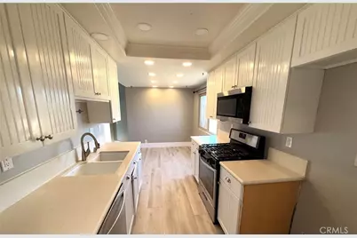 306 Coral Reef #50, Huntington Beach, CA 92648 - Photo 8