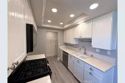 306 Coral Reef #50, Huntington Beach, CA 92648 - Photo 12