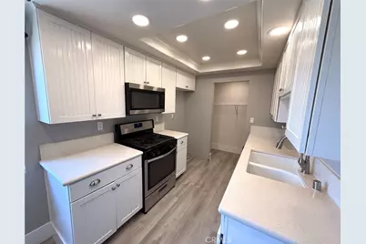 306 Coral Reef #50, Huntington Beach, CA 92648 - Photo 10