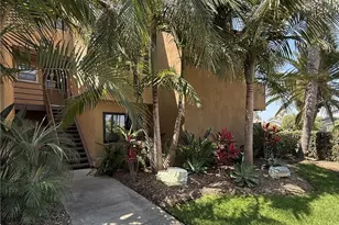 306 Coral Reef, Huntington Beach, CA 92648 - Photo 2