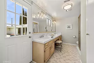 201 Barcelona, Fullerton, CA 92835 - Photo 38