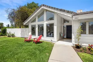201 Barcelona, Fullerton, CA 92835 - Photo 4