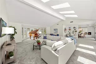 201 Barcelona, Fullerton, CA 92835 - Photo 24