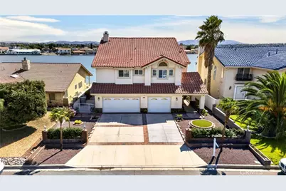 18075 Mariner, Victorville, CA 92395 - Photo 2