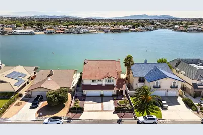 18075 Mariner, Victorville, CA 92395 - Photo 1