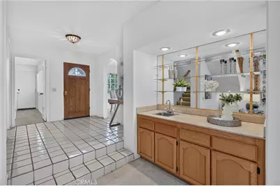 650 Wakefield Court #103, Long Beach, CA 90803 - Photo 6
